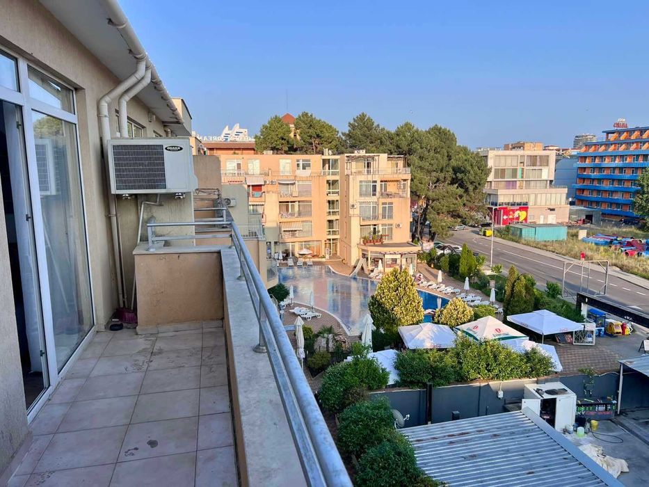 Продава се Двустаен апартамент в к.к. Слънчев бряг - 47 кв.м за 1341 €/кв.м - Снимка #9