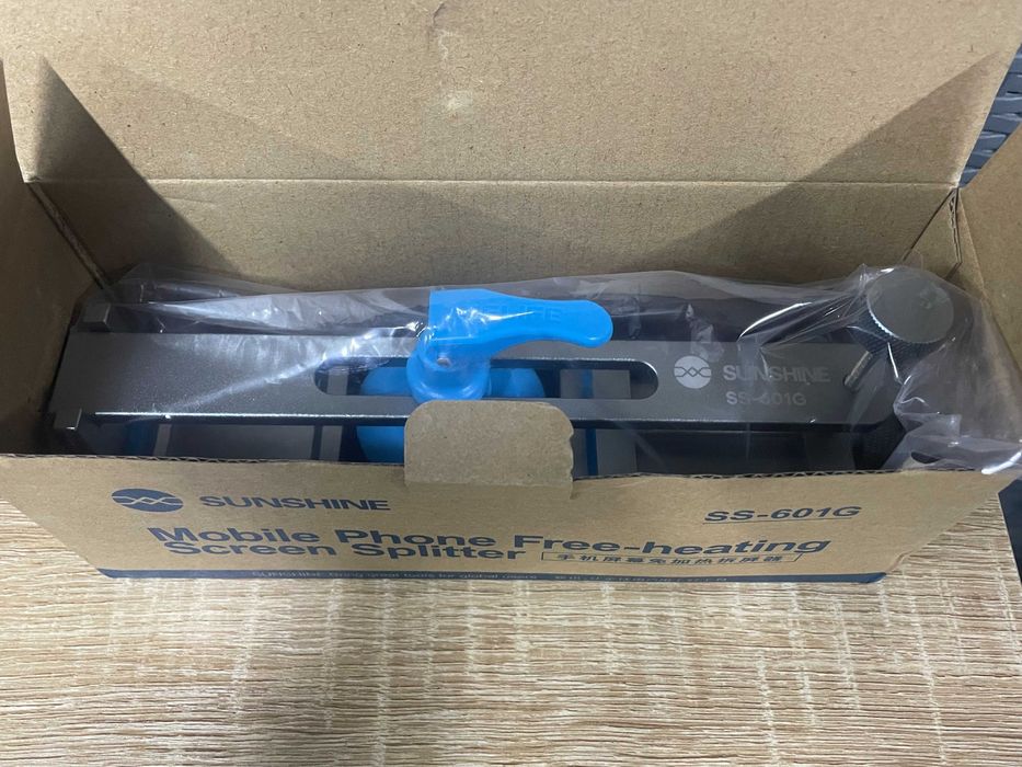 Инструмент за отваряне на LCD екрани за мобилен телефон