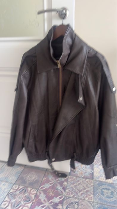 Продам шоколадный бомбер s-m