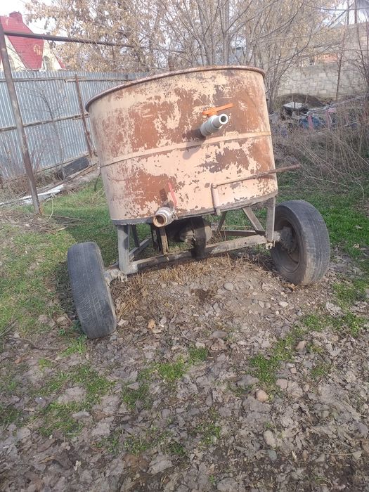 Продаю Бетоносмеситель