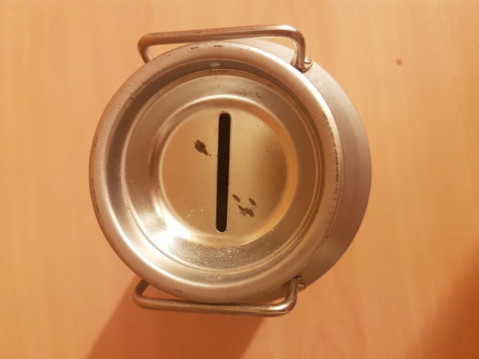 Жестяной бидон копилка