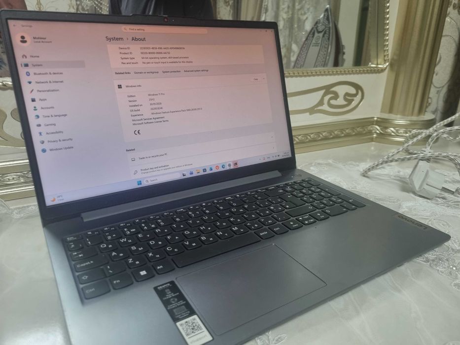 Lenovo IdeaPad Slim 3 15IRU8 | i3-1305U | 8GB | 256GB SSD