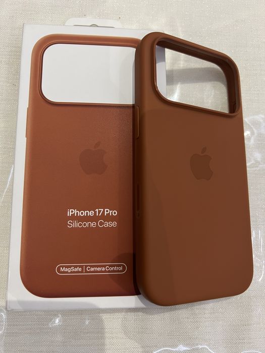 Оригинальный чехол для IPhone 17 Pro orange