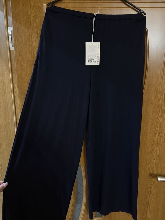 Дамски панталон COS – нов с етикет