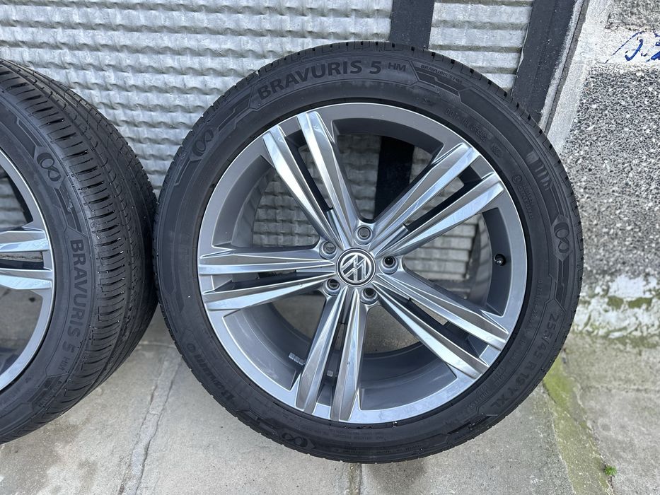 Джанти алуминеви със гуми за WV  TIGUAN  R LAINE