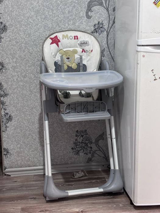 Столик доя кормления