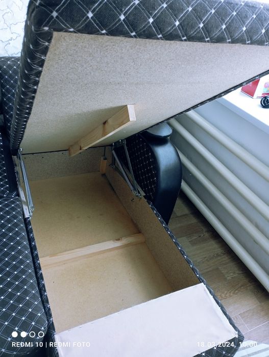 Продам диван с креслом б/у