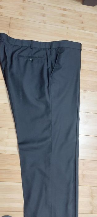 Costum haine marimea 62