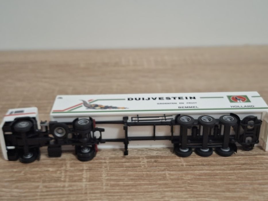 Колекционерски камион 1:87