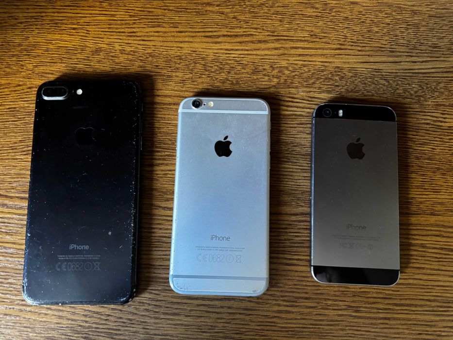 Vând telefoane Apple iPhone