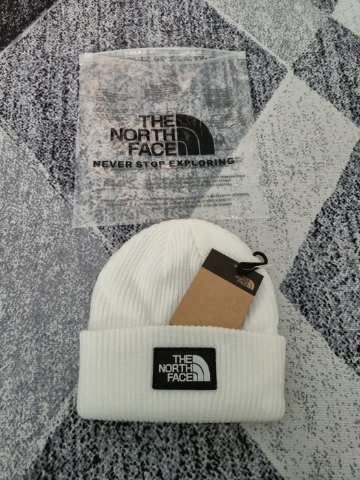 Caciula The North Face alba