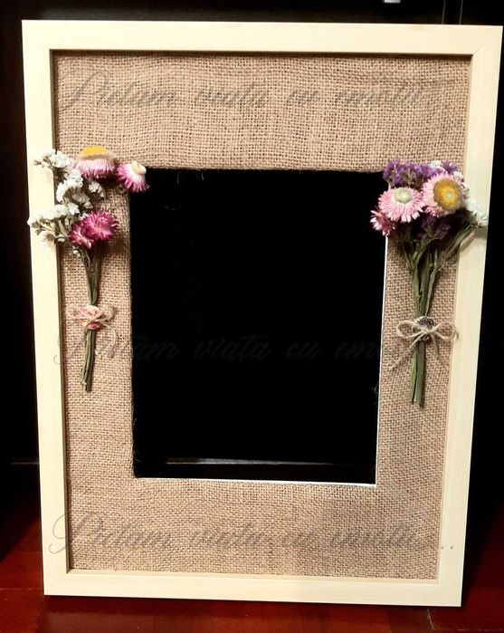 Decoratiune tablou din lemn cu vaza de sticla in stil Art Deco