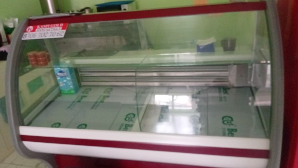 Ветринный холодильник буу