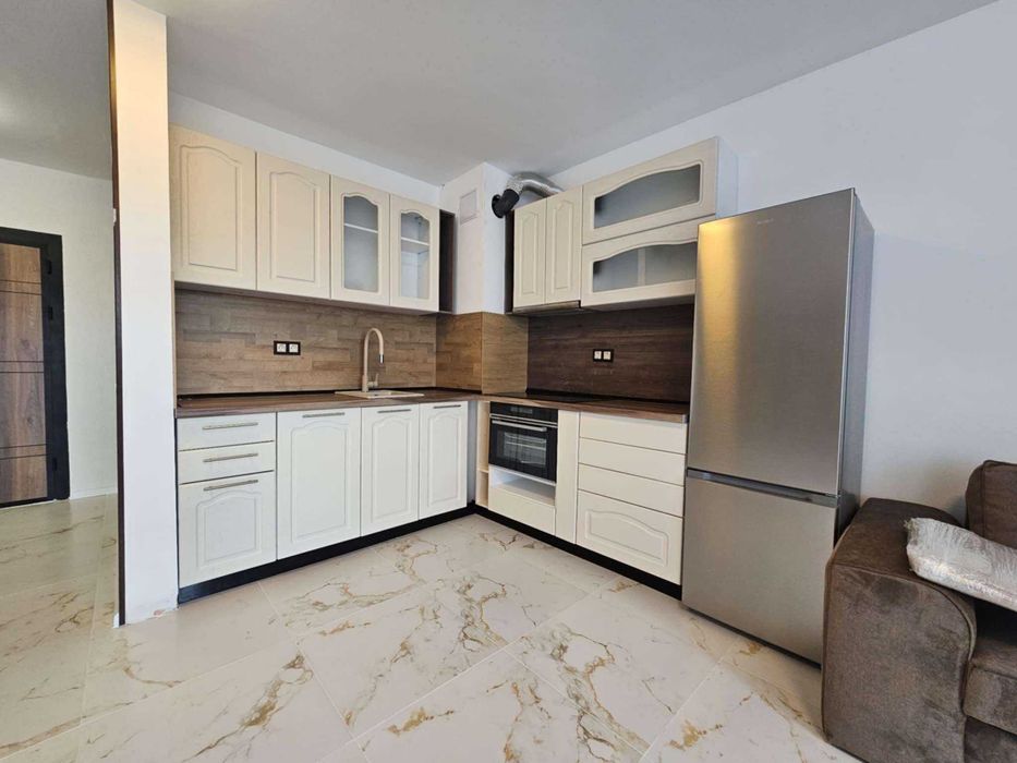 Дава се под наем Двустаен апартамент в София, Кръстова вада - 62 кв.м за 714 € - Снимка #2