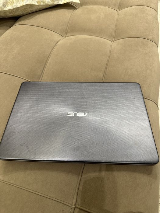 Ноутбук asus x555la