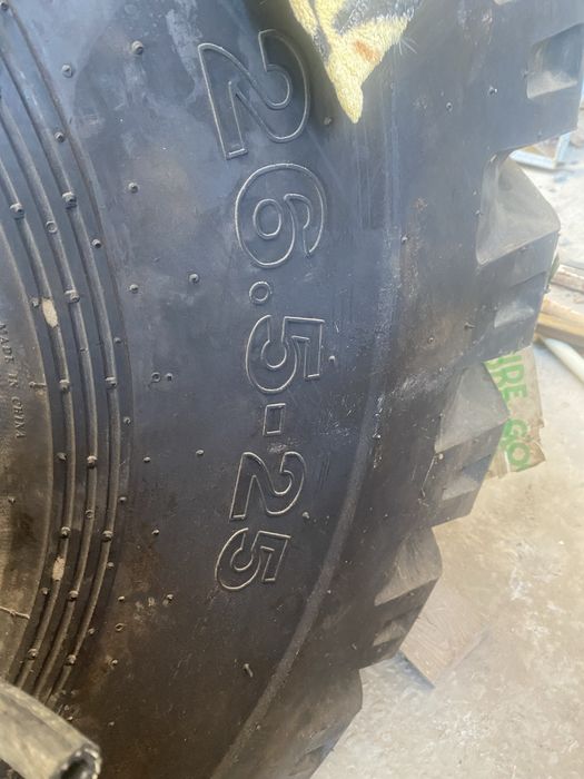 Шины автопогрузчика 26.5-25