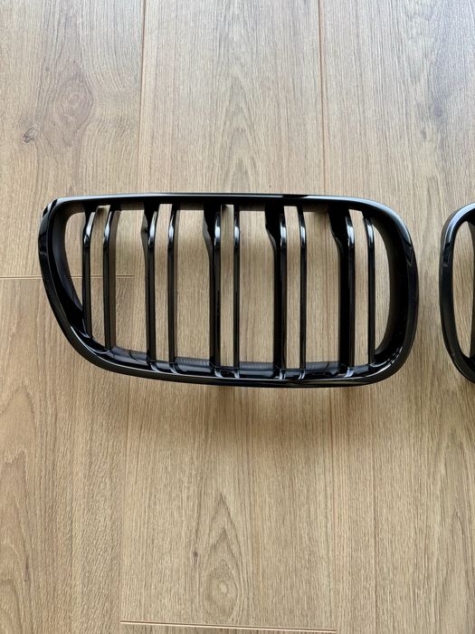 Решетки двойни черни бъбреци броня BMW БМВ Х3 Е83 X3 E83 черен лак