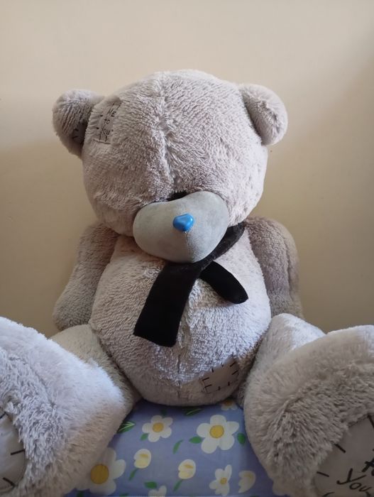 Yumshoq teddy ayiq yaxshi holatda sotiladi.Sovgʻa uchun ajoyib