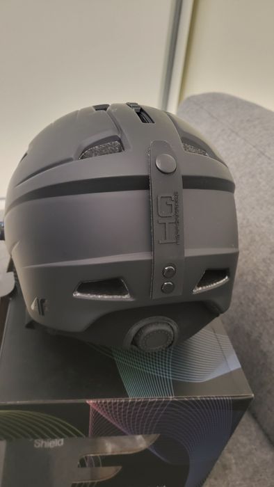 Casca de schi, impecabila,  noua