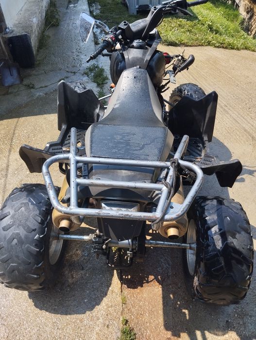 Vând ATV Polaris 400