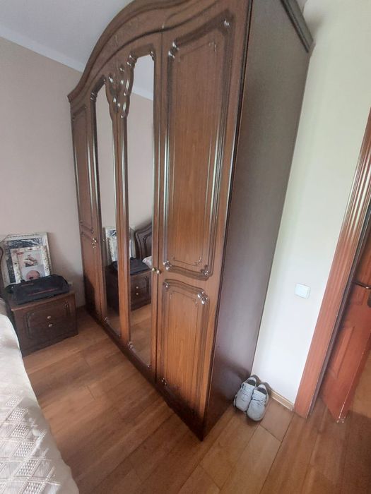 Спальный гарнитур