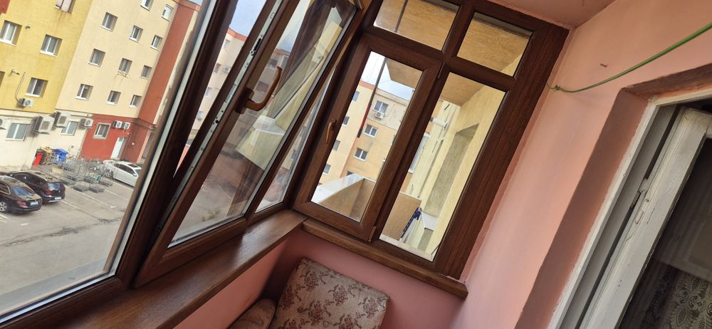 Apartament cu 4 camere in centrul orasului - Campia Turzii