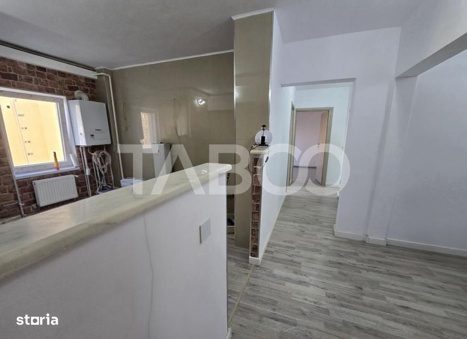 Apartament 3 camere decomandat 2 bai balcon Mihai Viteazul Sibiu