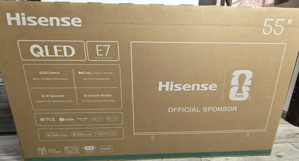 Televizor QLED Hisense 4K 139 cm