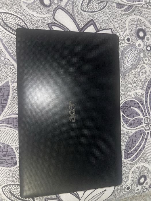 Ноутбук Acer Aspire 5560