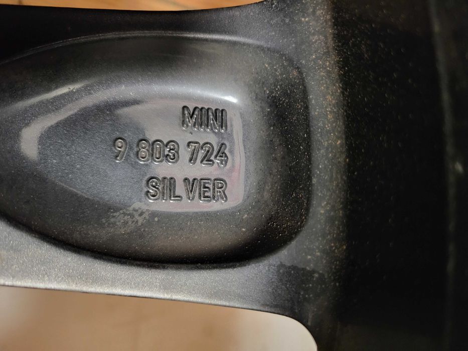 джанти 18" 5х120 Mini с гуми 225/45/18 Continental