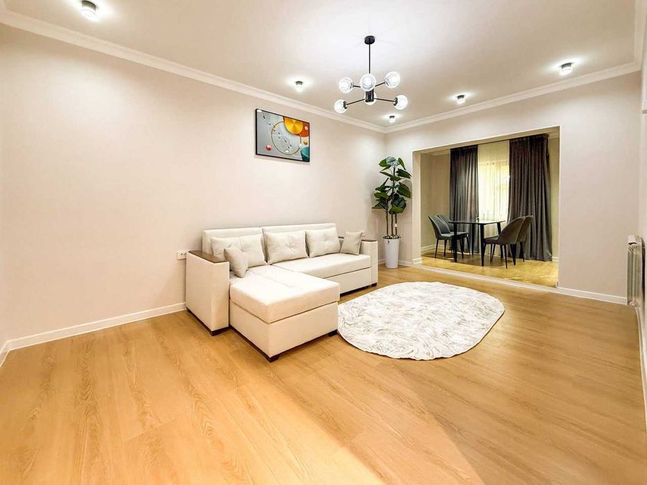 Комфортная 2 х ком в центре города, Ц-7 Голубые купола Цум