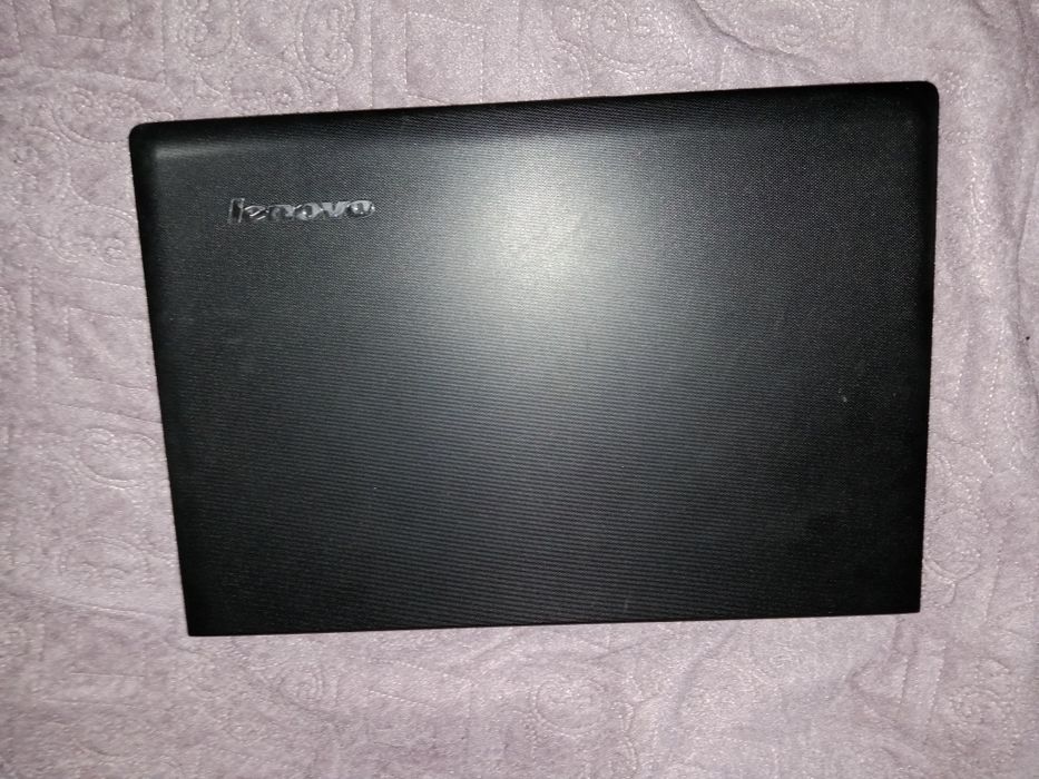 Ноутбук lenovo продам