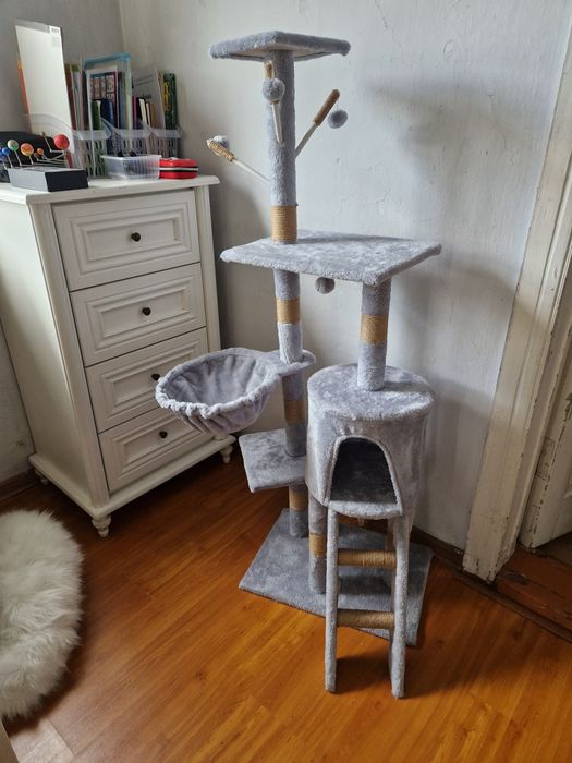 Продам домик для кошек