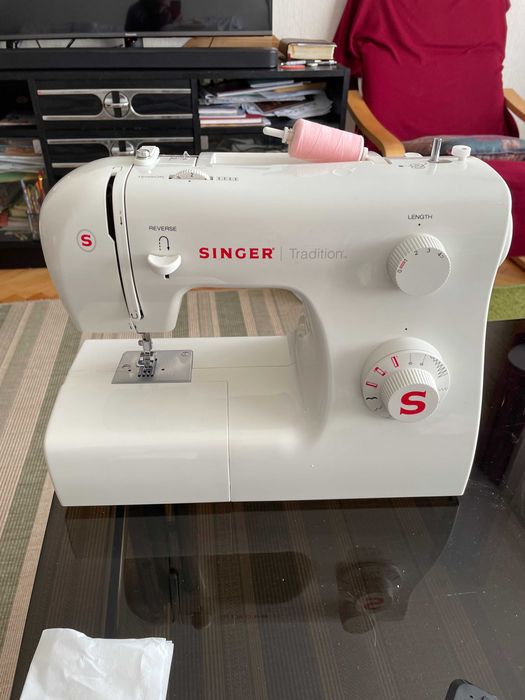 Шевна машина Сингер Традиционал 2250