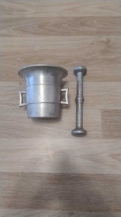 Mojar de aluminiu cu pistil