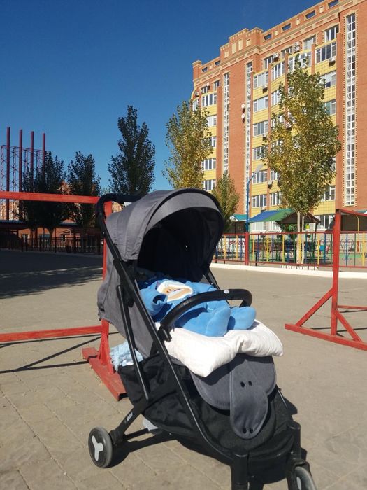 Продам коляску детскую