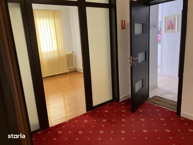 Vatra Luminoasa/casa curte/pretabil birouri
