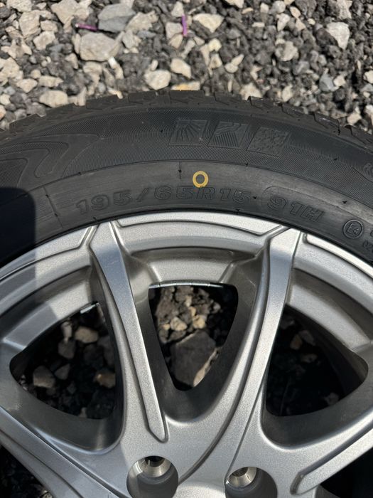 Janta Toyota prius 4