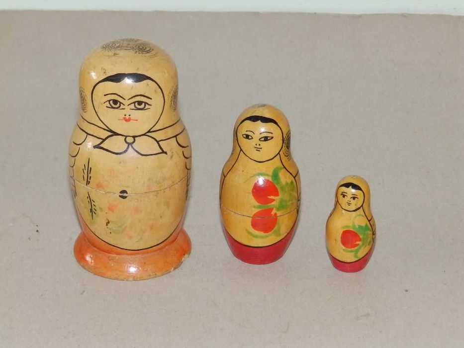 Стари детски кукли на различни цени