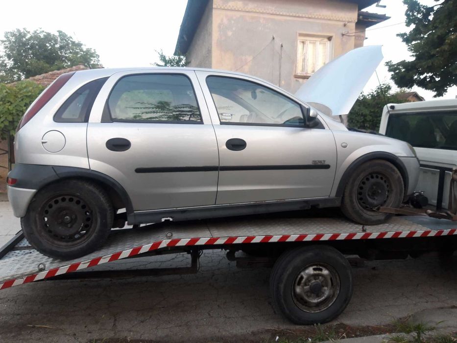 Опел Корса Ц - Само на части