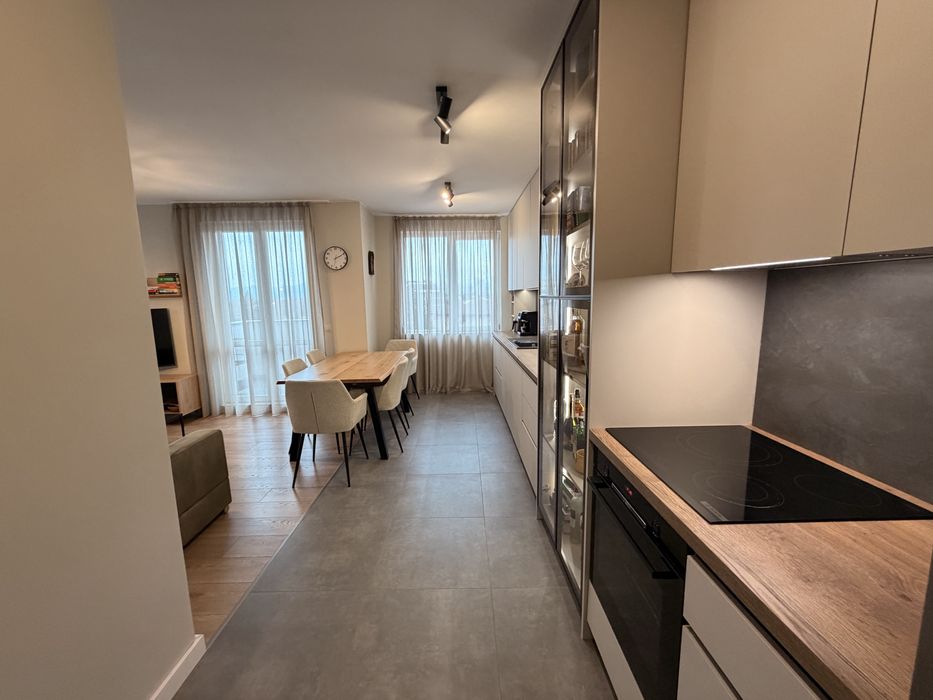 Продава се Тристаен апартамент в София, Сухата река - 95 кв.м за 1718 €/кв.м - Снимка #2