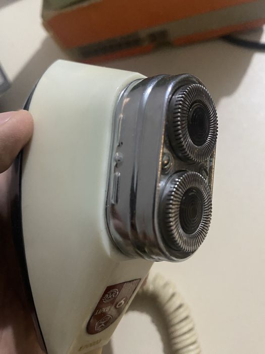 Антиквариат Винтаж электробритва Харьков 33