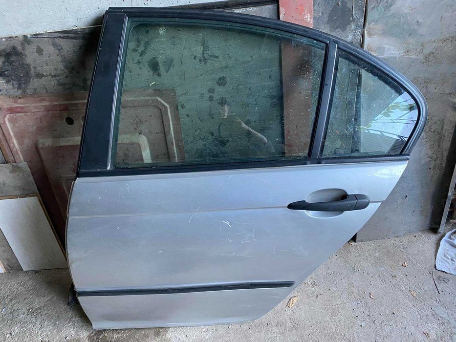 Задна лява врата за БМВ Е 46