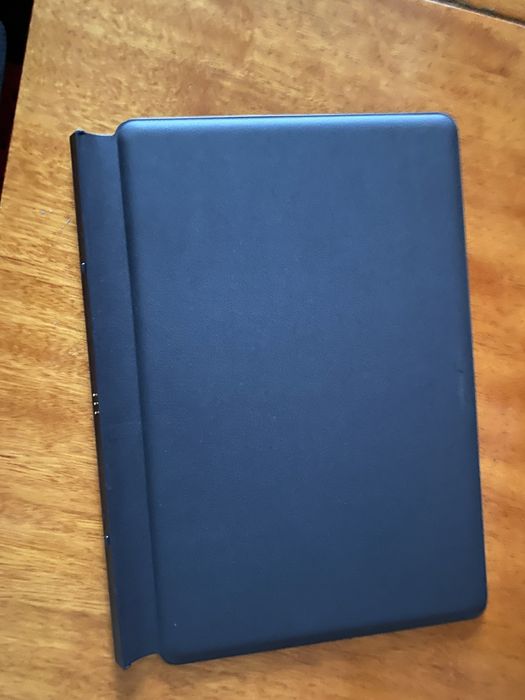 Продам чохол клавиатуру на планшет