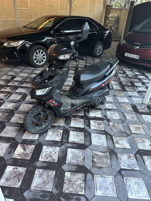 Продам Скутер  150куб  Вилими м8