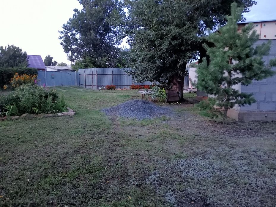 Продам дом на земле.