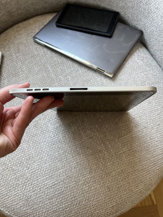 iPad 1-во поколение (A1337, 32GB, Wi-Fi + 3G)