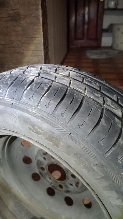 Продам летнию резину