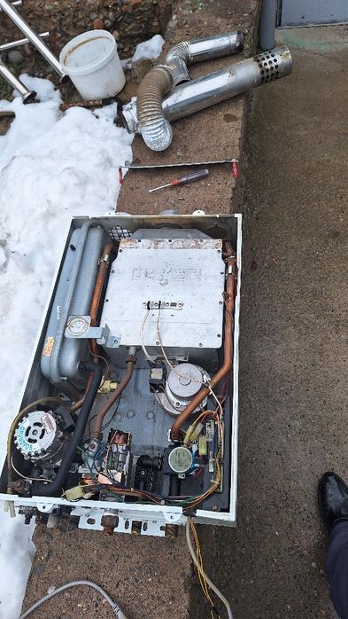 Продам котёл  навесной