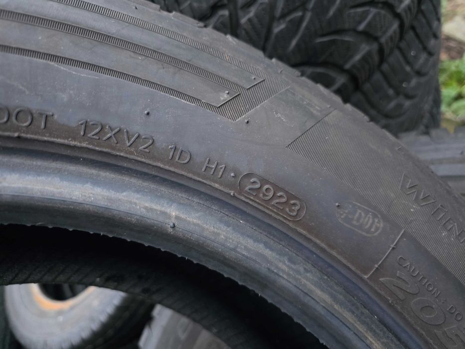 4бр Зимни гуми за бус 205 65 16 С - Hankook